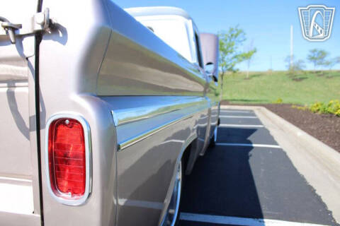 1965 Chevrolet C/K 10 Series