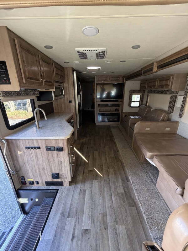 2018 Ford Motorhome Chassis