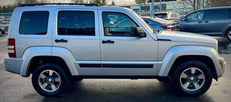 2008 Jeep Liberty Sport