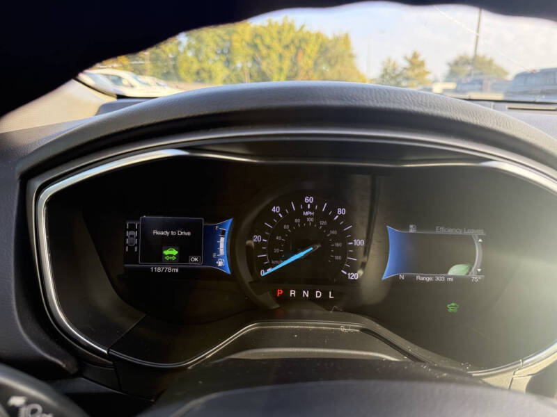 2020 Ford Fusion Hybrid SE