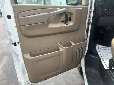 2015 GMC Savana 2500