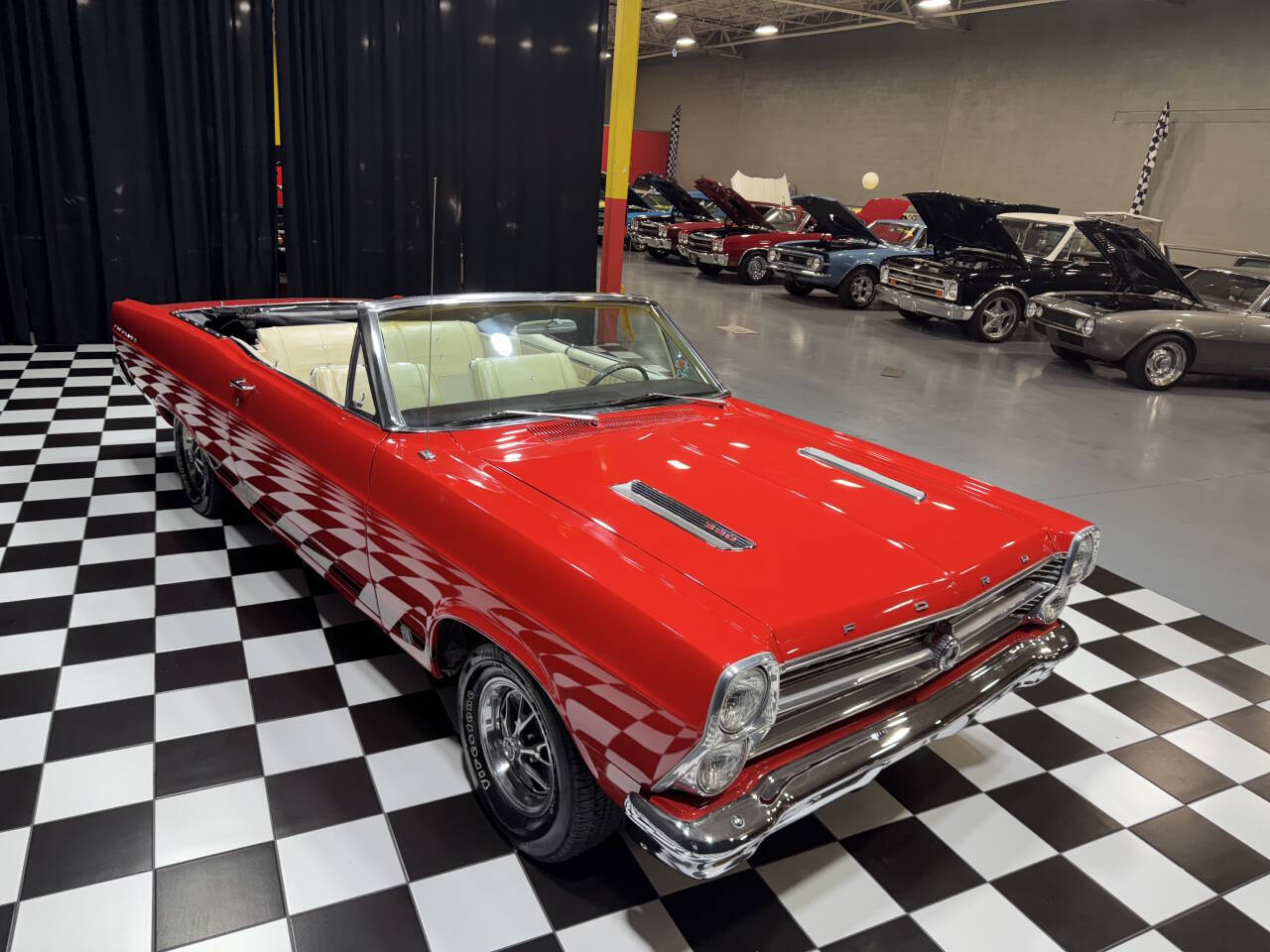 1966 Ford Fairlane 21