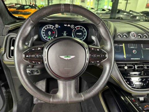 2021 Aston Martin DBX