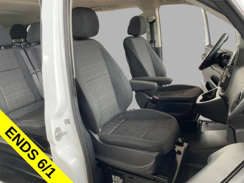 2016 Mercedes-Benz Metris Passenger