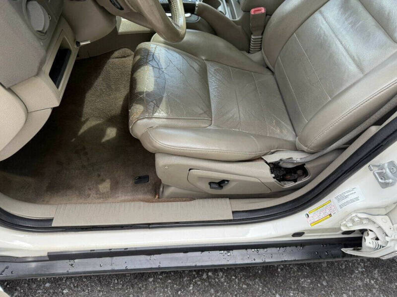2010 Jeep Commander Sport