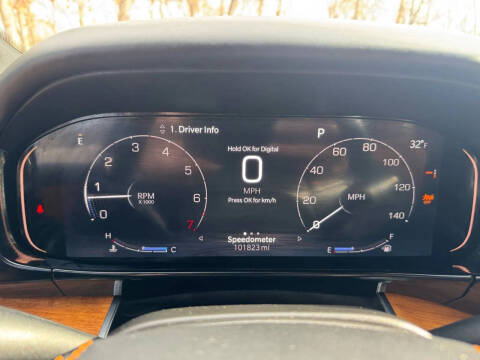 2022 Jeep Grand Wagoneer Series III