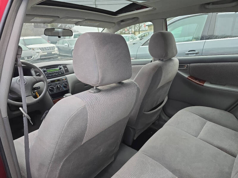 2005 Toyota Corolla LE