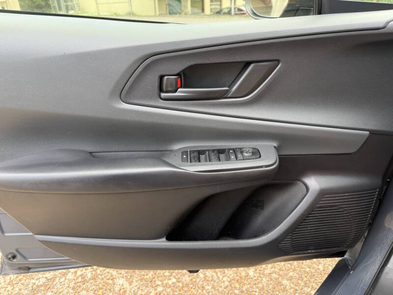 2024 Toyota Prius LE