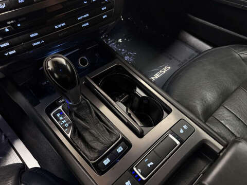 2015 Hyundai Genesis