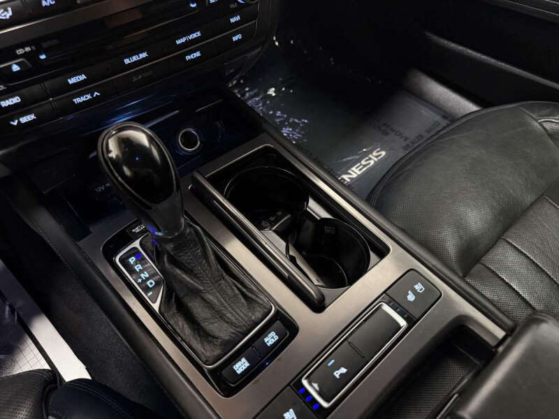 2015 Hyundai Genesis