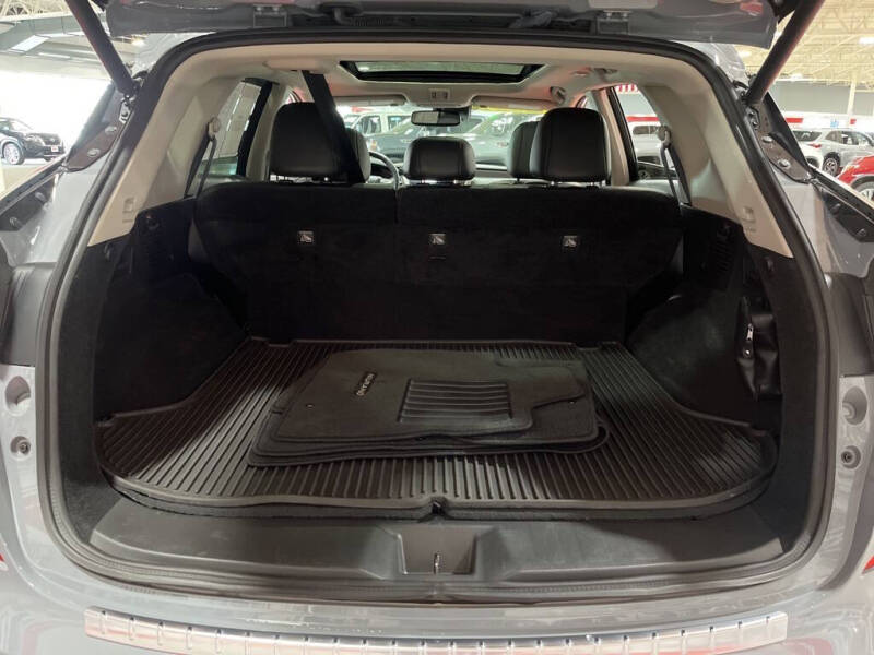 2023 Nissan Murano Platinum