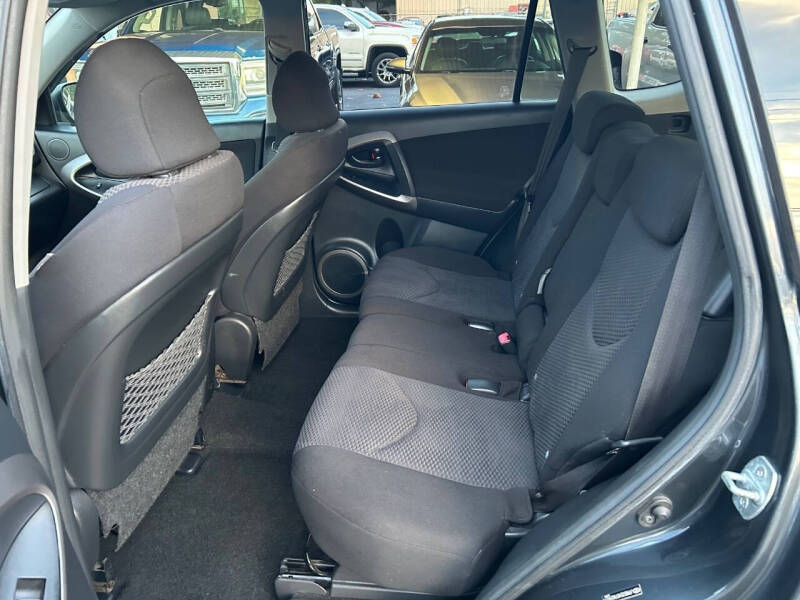 2007 Toyota RAV4 Sport