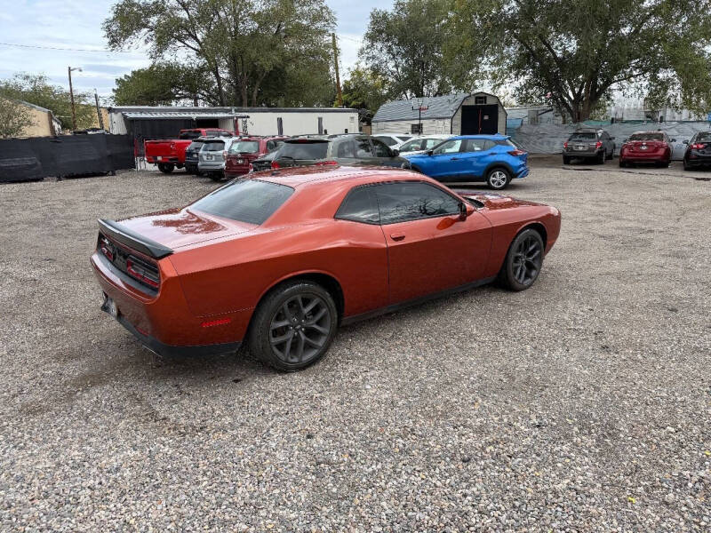 2021 Dodge Challenger SXT