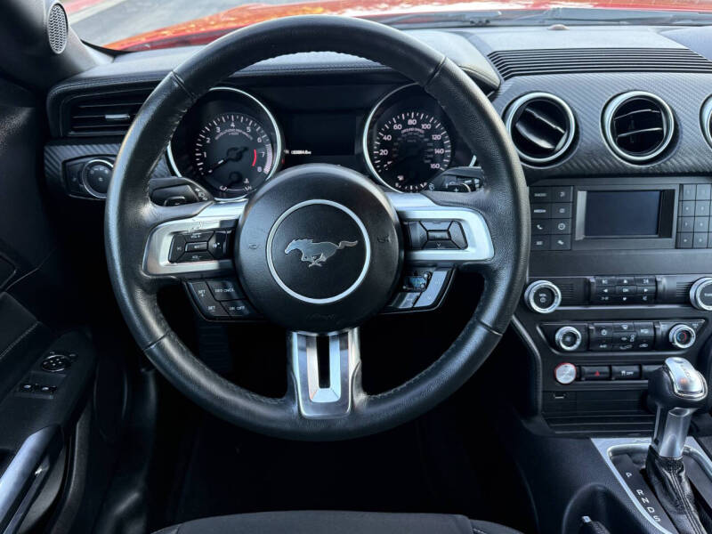 2019 Ford Mustang EcoBoost