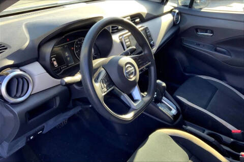 2022 Nissan Versa SV