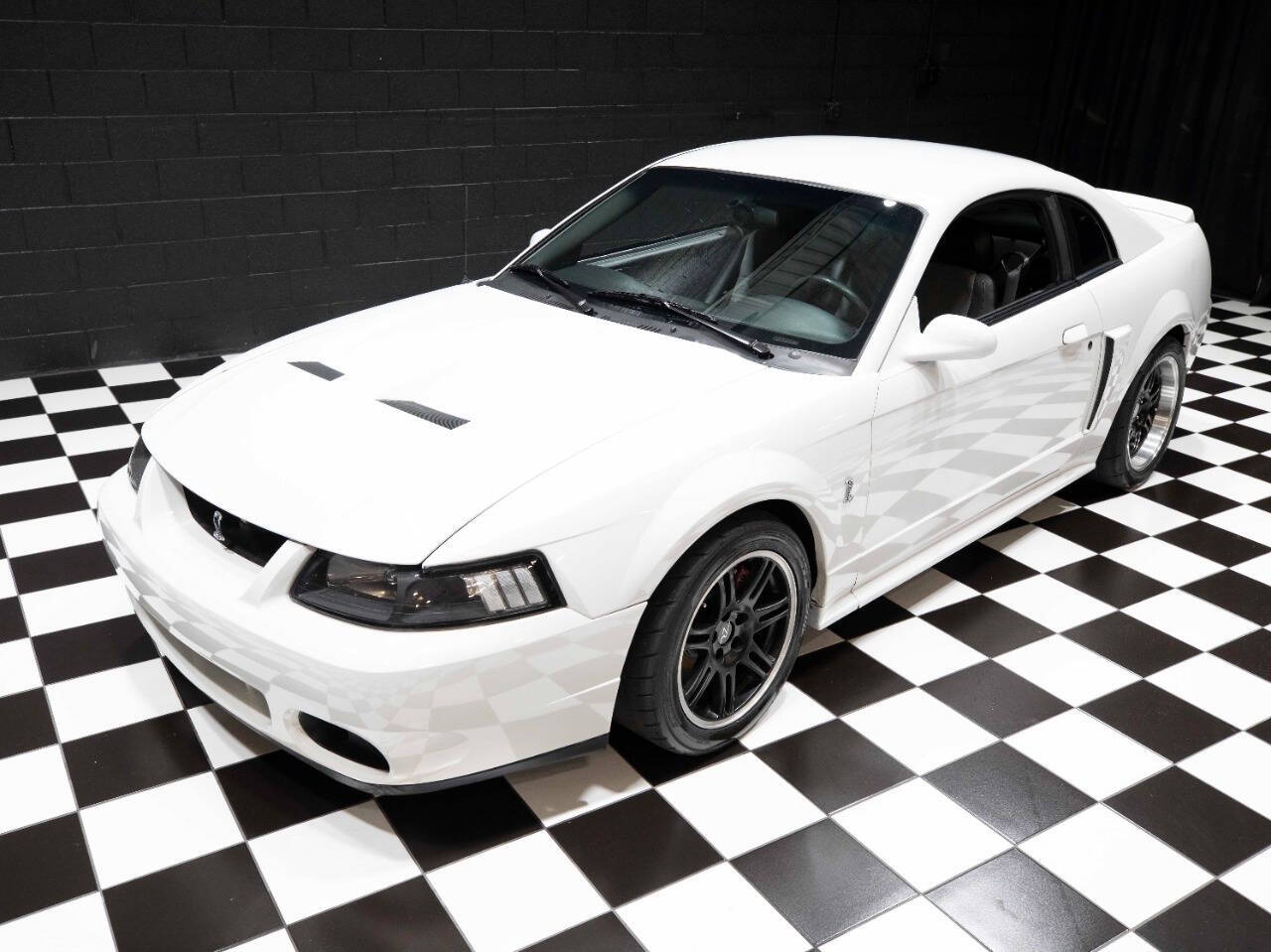 2003 Ford Mustang SVT Cobra 66