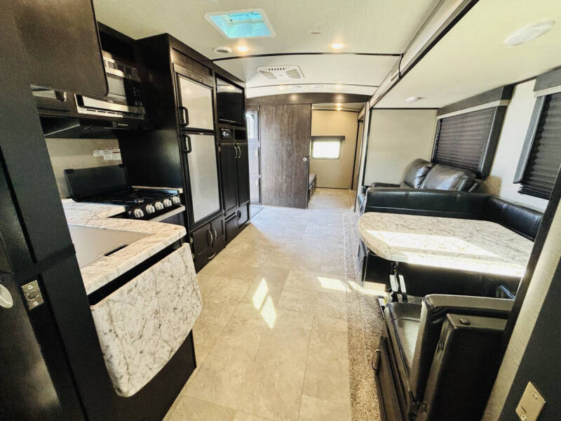 2020 Grand Design RV Imagine 3170BH