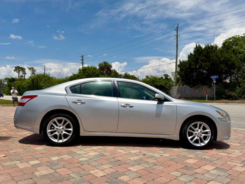 2010 Nissan Maxima 3.5 SV
