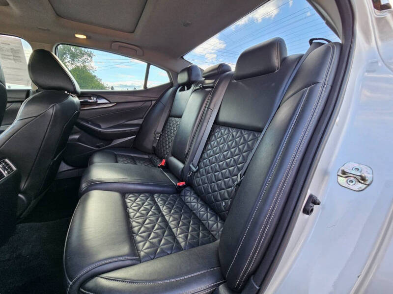 2016 Nissan Maxima Platinum