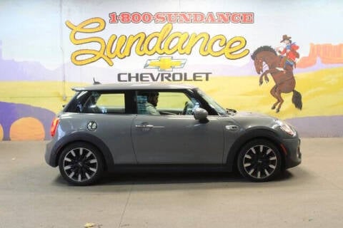 2014 MINI Hardtop for sale at Sundance Chevrolet in Grand Ledge MI