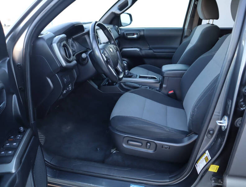 2021 Toyota Tacoma TRD Off-Road