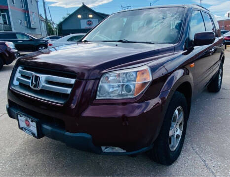 2008 Honda Pilot for sale at MIDWEST MOTORSPORTS in Rock Island IL