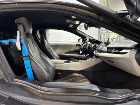 2014 BMW i8