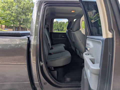 2016 RAM 1500 SLT