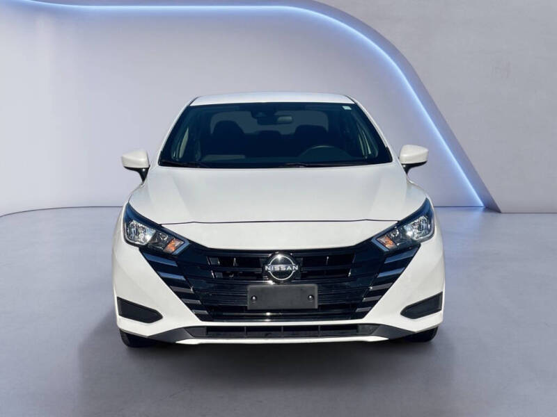 2023 Nissan Versa SV