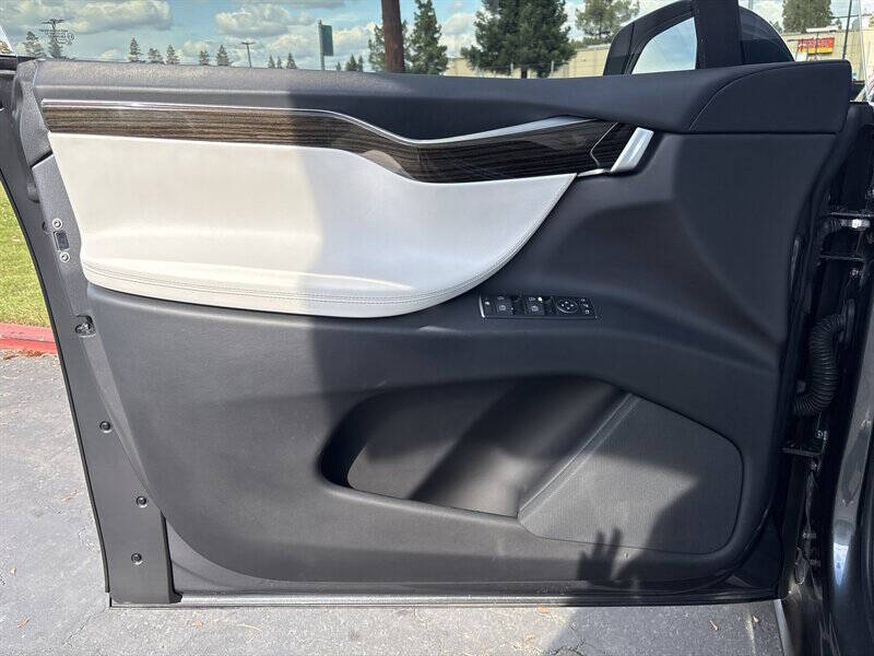 2016 Tesla Model X