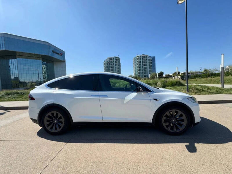 2018 Tesla Model X 75D