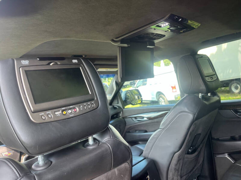 2015 Cadillac Escalade ESV Platinum