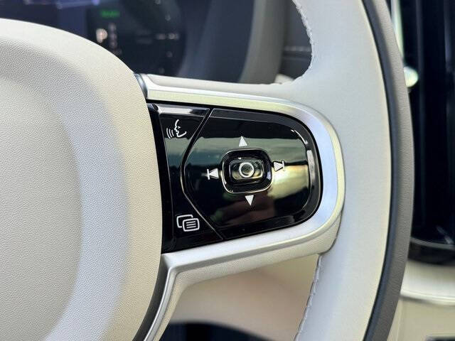 2026 Volvo XC60 T8 Ultra