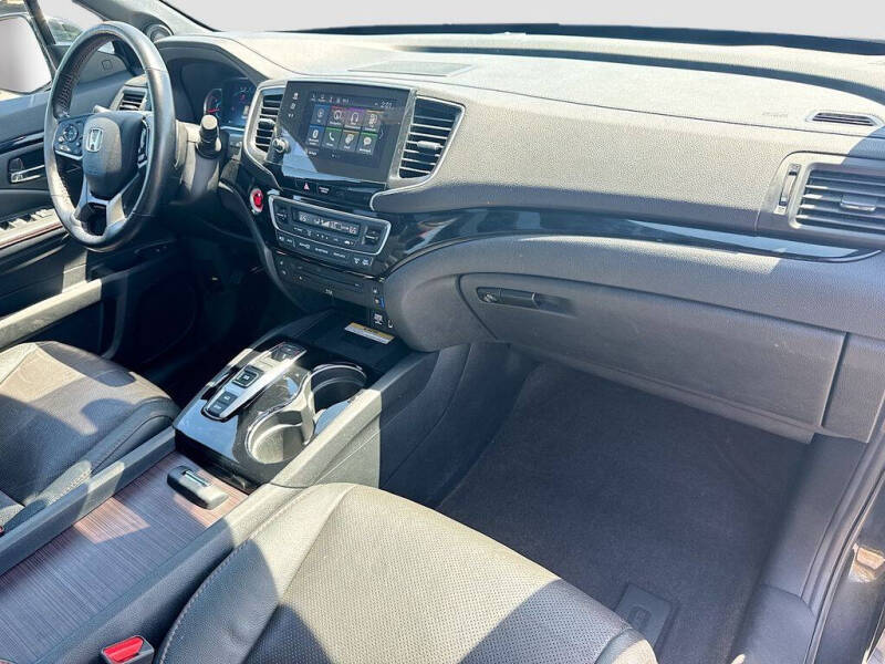 2021 Honda Pilot Black Edition