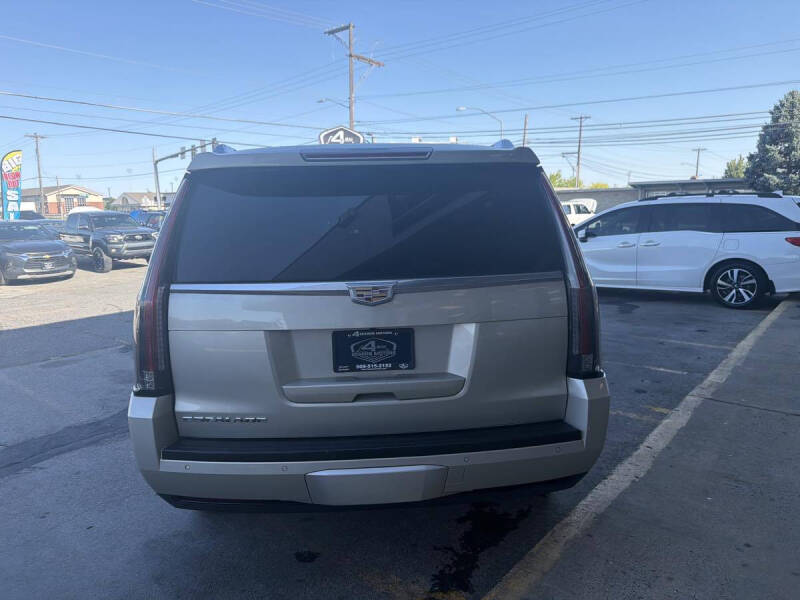 2016 Cadillac Escalade Premium Collection