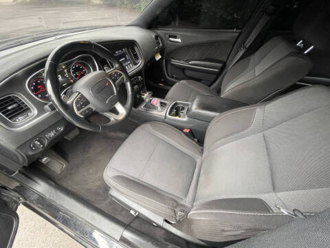 2017 Dodge Charger SXT