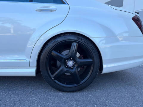 2011 Mercedes-Benz S-Class S 550