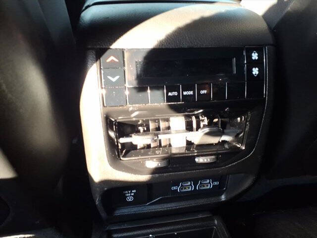 2021 Jeep Grand Cherokee L Laredo