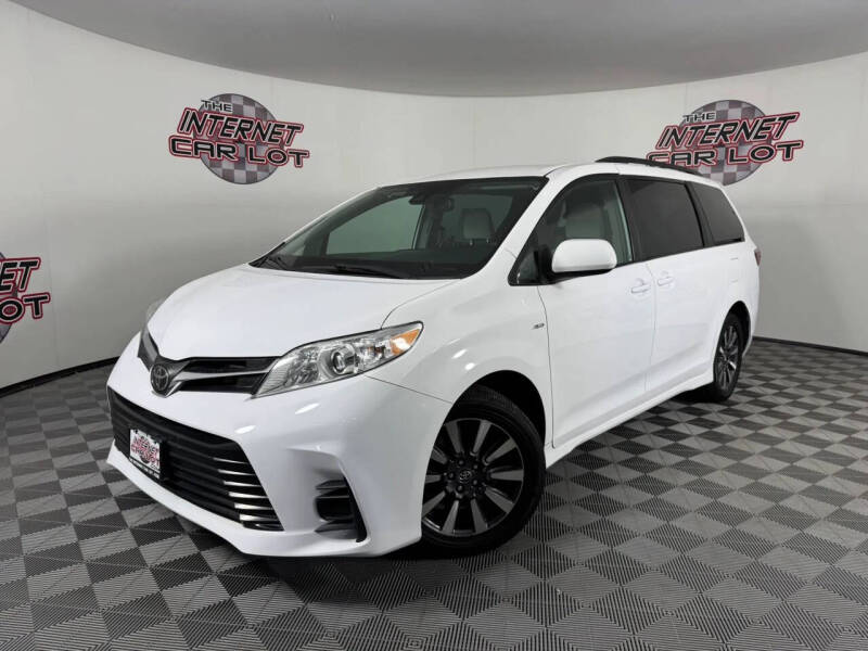 2019 Toyota Sienna LE 7-Passenger