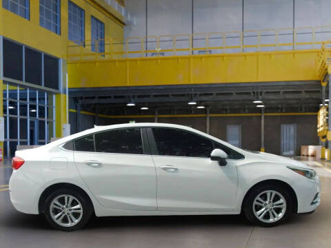 2017 Chevrolet Cruze LT Auto