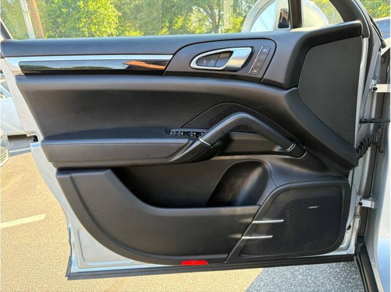 2017 Porsche Cayenne S