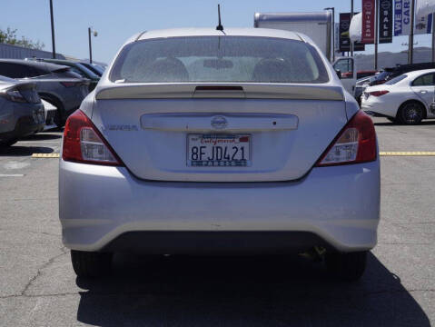2018 Nissan Versa