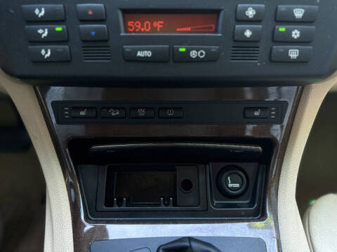 2005 BMW X3 2.5i