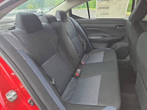 2025 Nissan Versa SV