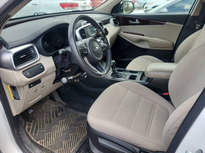 2016 Kia Sorento LX