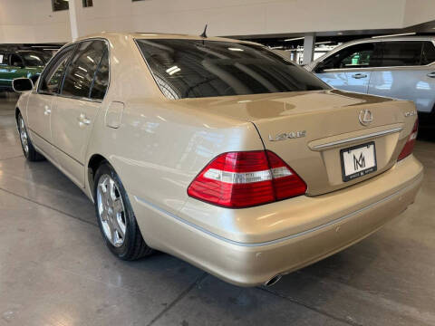 2004 Lexus LS 430