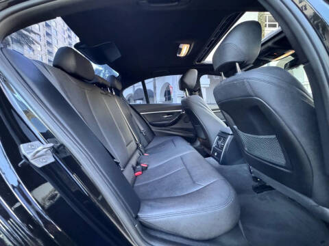 2018 BMW 3 Series 330i