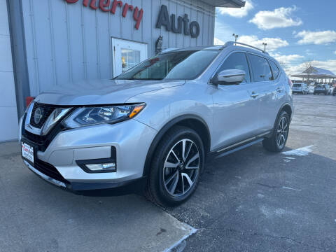 2020 Nissan Rogue for sale at CHERRY AUTO in Hartford WI