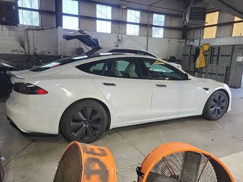 2021 Tesla Model S Plaid
