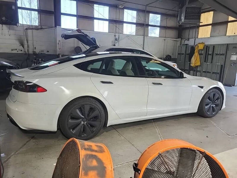2021 Tesla Model S Plaid
